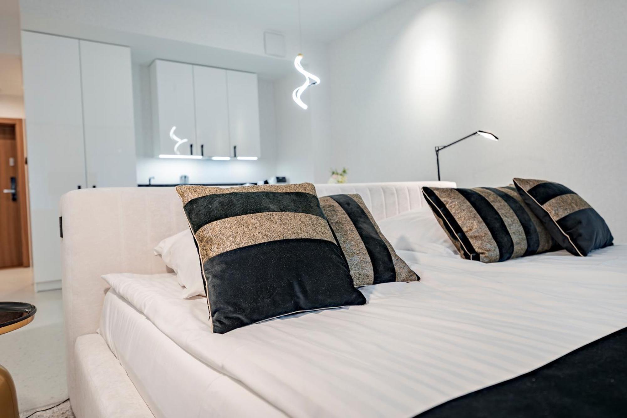Deo Plaza Wyspa Spichrzow Apartments By Noclegi Renters — Zdjęcia 3
